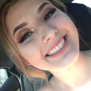 Meet your Posher, Haley